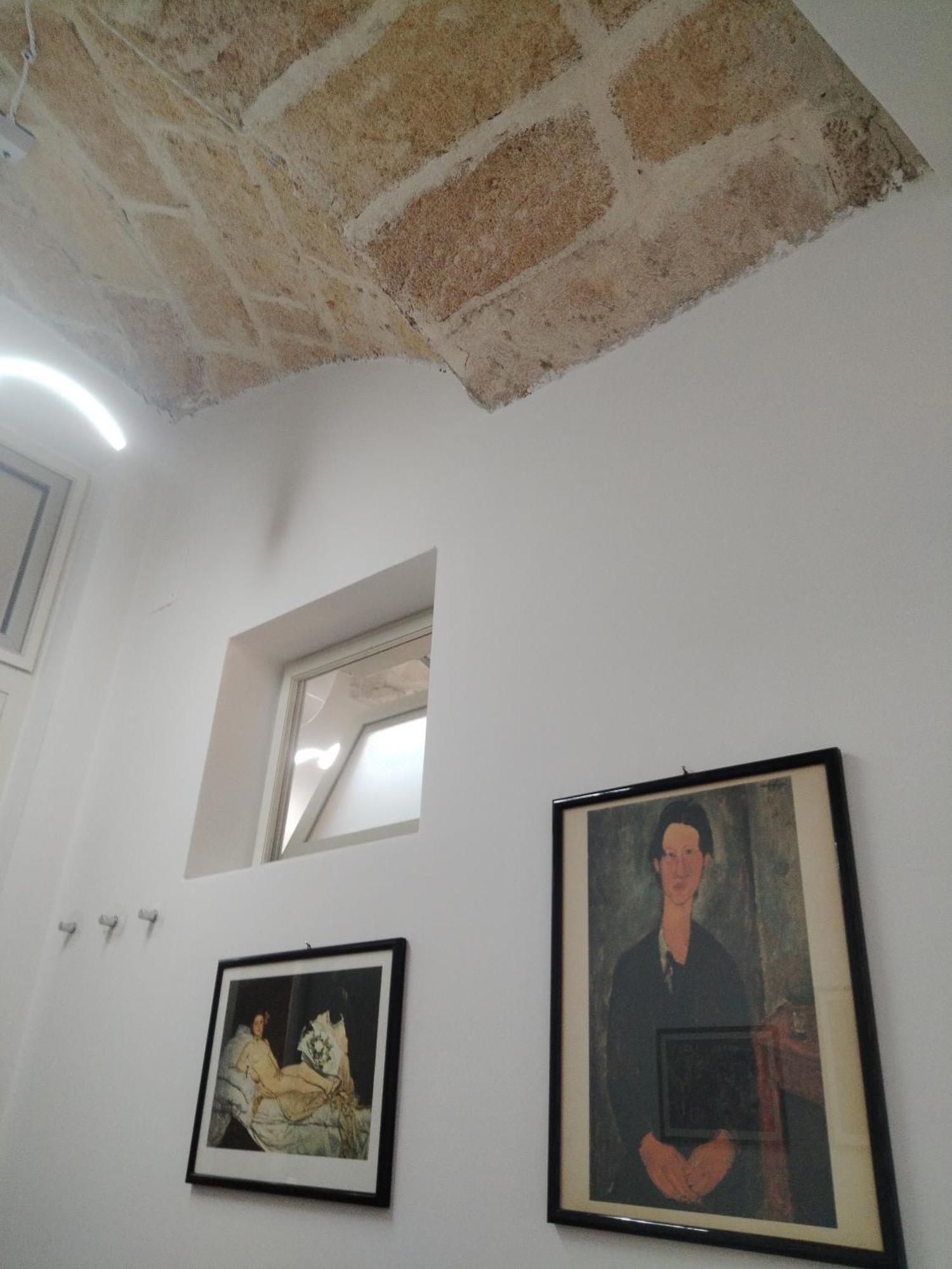 Casa Vacanza Nel Cuore Della Pietra Barletta Buitenkant foto
